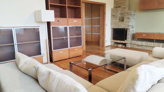 Kiadó téglalakás, albérlet, Győrött 220 E Ft / hó, 3 szobás