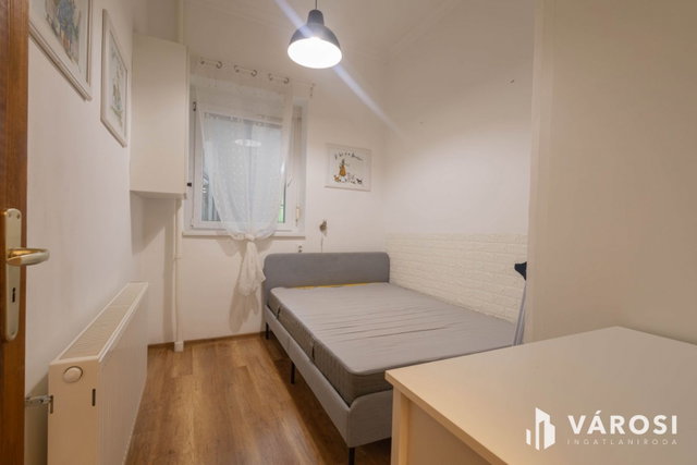 Kiadó téglalakás, albérlet, Szegeden 220 E Ft / hó, 2 szobás