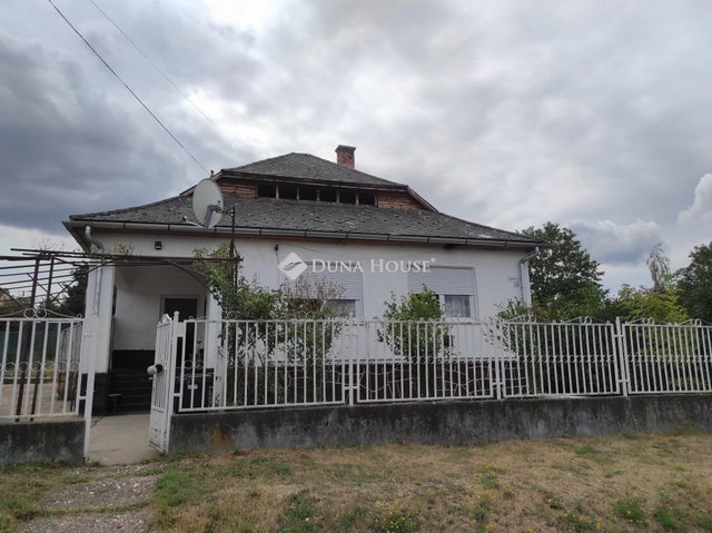 Eladó családi ház, Bátonyterenyén 22 M Ft, 2 szobás