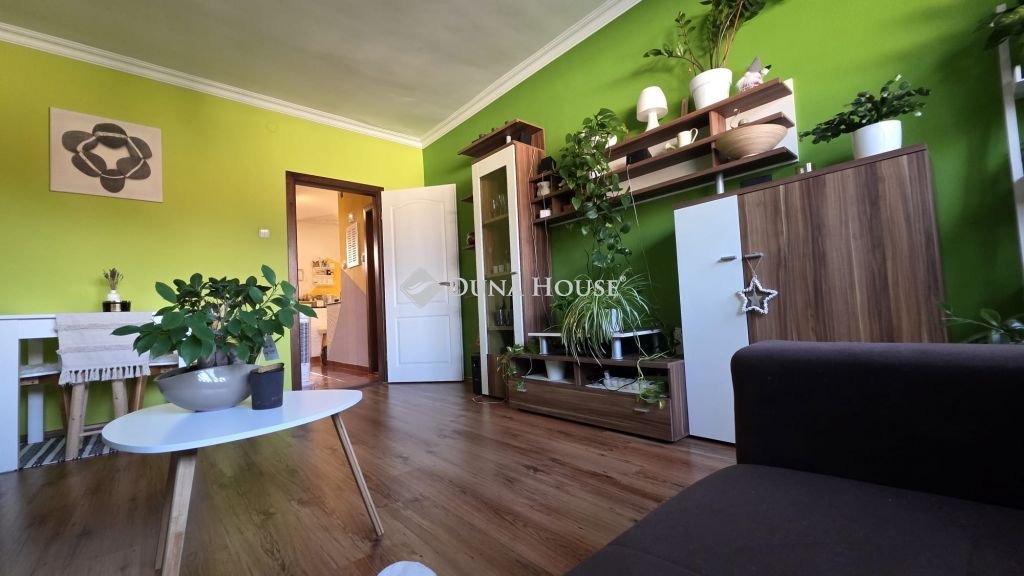 Téglalakás · 3 hálószoba · 61 m² · 47.990.000 Ft