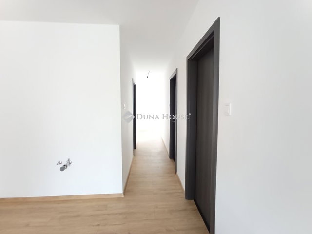 Eladó családi ház, Nagykátán 75 M Ft, 4 szobás