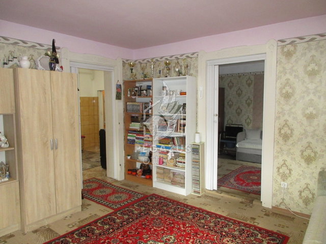 Eladó családi ház, Ózdon 15.9 M Ft, 2 szobás