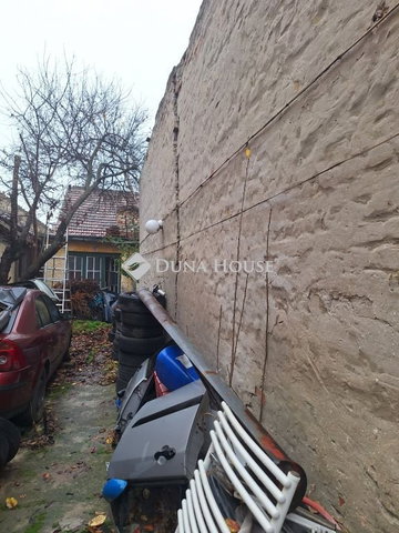 Eladó családi ház, Kecskeméten, Szélmalom utcában 50 M Ft
