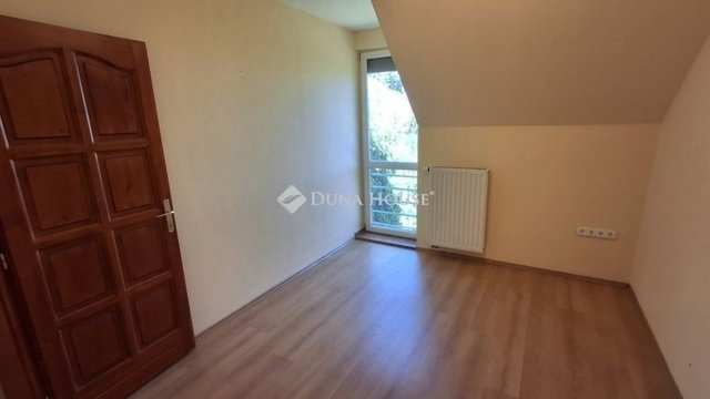 Eladó téglalakás, Budapesten, XVII. kerületben 99 M Ft, 3 szobás