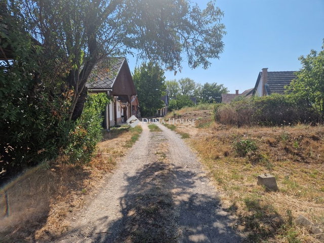 Eladó családi ház, Monoron 4 M Ft / költözzbe.hu