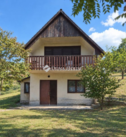 Eladó telek, Esztergomban, Világoshegy dűlőn 85 M Ft