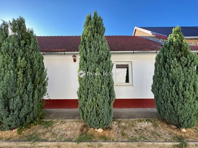 Eladó családi ház, Pécsbagotán 39.5 M Ft, 3 szobás