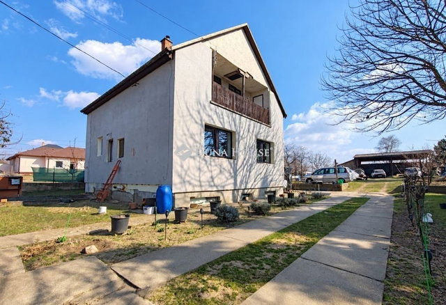 Eladó családi ház, Erdőkertesen 99 M Ft, 7 szobás