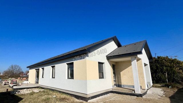 Eladó családi ház, Dabason 89.9 M Ft, 4 szobás