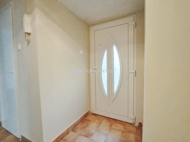 Eladó téglalakás, Zalaegerszegen 32.5 M Ft, 2 szobás