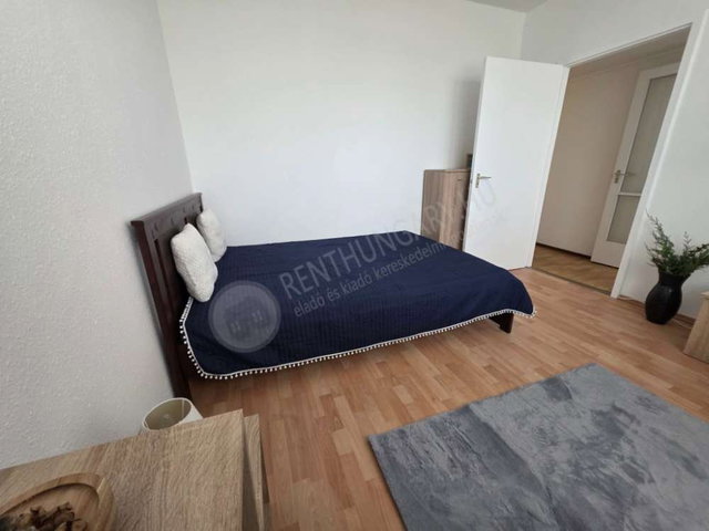 Kiadó panellakás, albérlet, XI. kerületben, Regős utcában