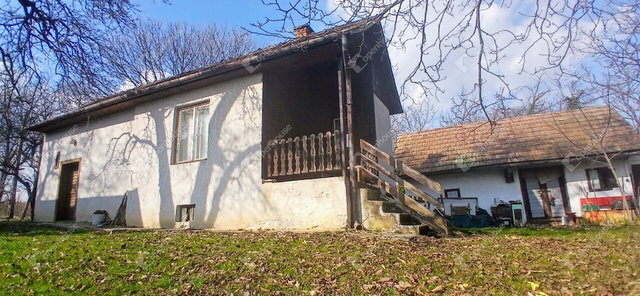Eladó telek, Bakon 5.9 M Ft / költözzbe.hu