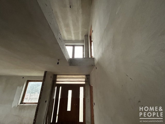 Eladó családi ház, Ruzsán 54.999 M Ft, 4 szobás