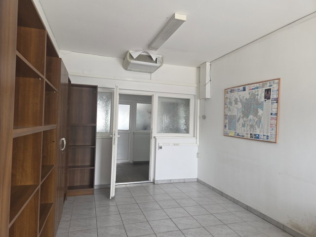 Kiadó iroda, Szegeden 36 E Ft / hó, 1 szobás