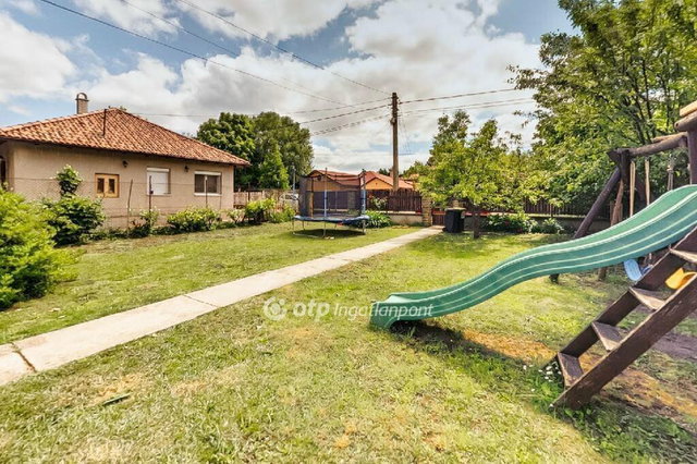 Eladó családi ház, Tárnokon 99.89 M Ft, 6 szobás