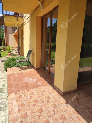 Kiadó téglalakás, albérlet, Tatán 560 E Ft / hó, 4 szobás