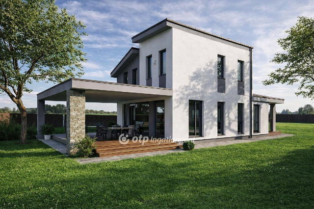 Eladó családi ház, Kulcson 79.9 M Ft, 4 szobás