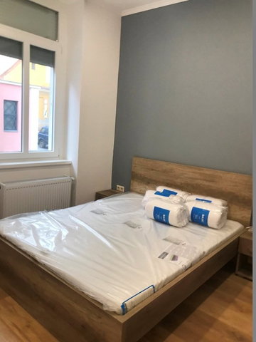 Eladó téglalakás, Pécsett, Perczel Miklós utcában 97 M Ft