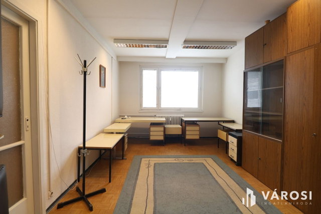 Eladó iroda, Szegeden 9.2 M Ft, 2+1 szobás / költözzbe.hu