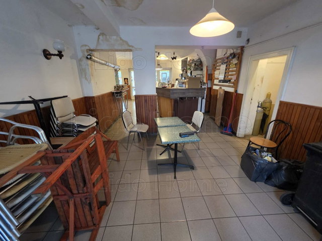 Eladó üzlethelyiség, Balatonlelleén 94.99 M Ft, 1 szobás