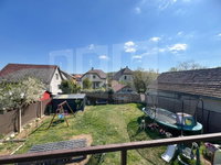 Eladó családi ház, Pécelen 105.9 M Ft, 6 szobás
