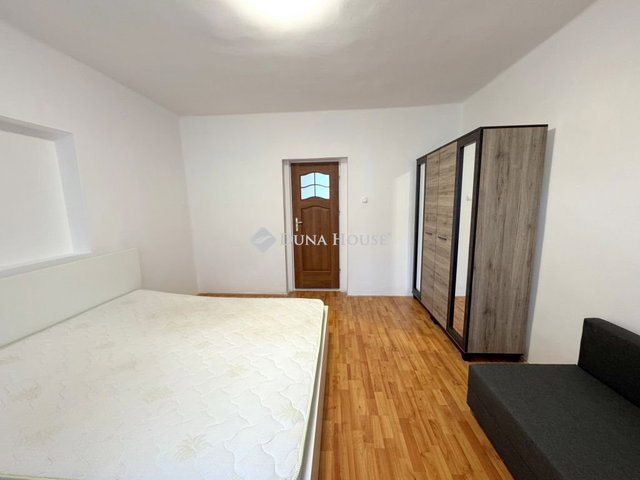 Eladó családi ház, Balsán 22.5 M Ft, 2 szobás