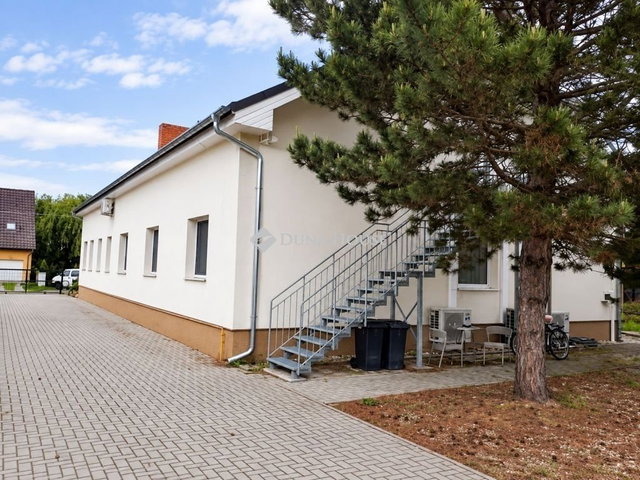 Eladó iroda, Abdaon 310 M Ft / költözzbe.hu