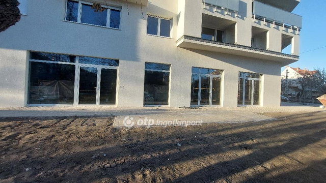 Kiadó üzlethelyiség, Budapesten, XIV. kerületben 2896 E Ft / hó