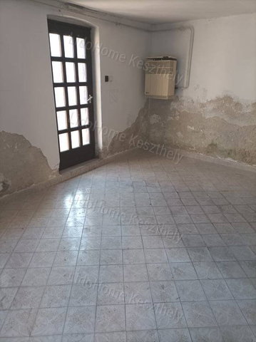 Eladó családi ház, Csabrendeken 8.9 M Ft, 3 szobás