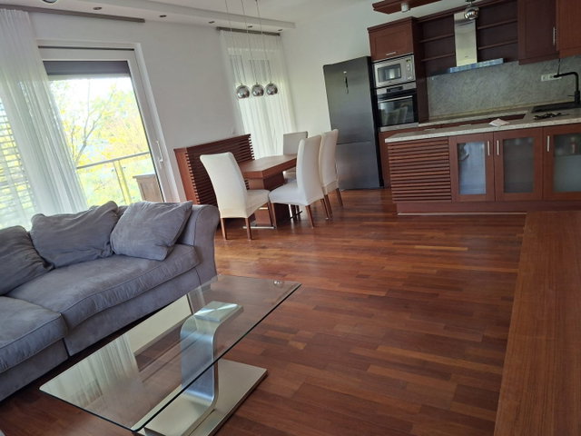 Kiadó téglalakás, albérlet, Budapesten, III. kerületben