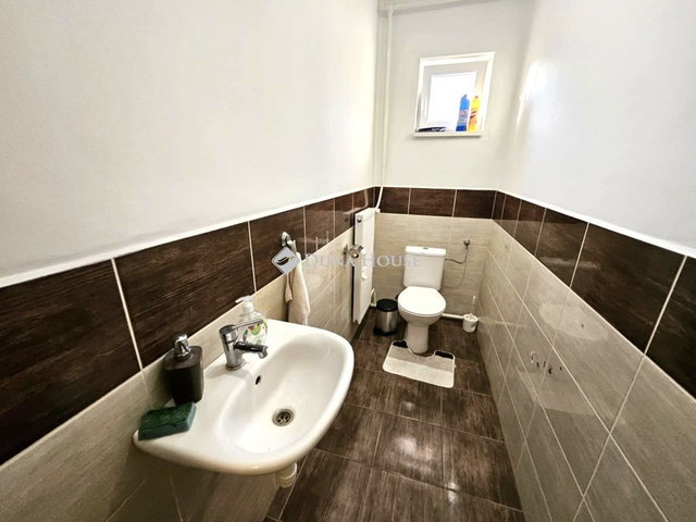 Eladó családi ház, Füzesabonyban 83.29 M Ft, 4 szobás