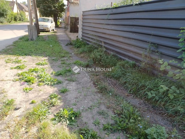 Eladó telek, Bicskén 5.5 M Ft / költözzbe.hu