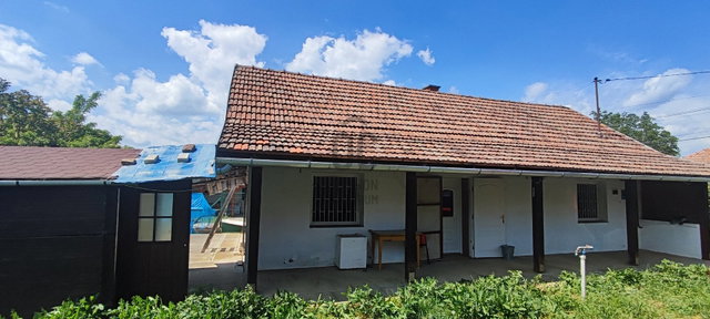 Eladó családi ház, Abádszalókban 17.9 M Ft, 2 szobás