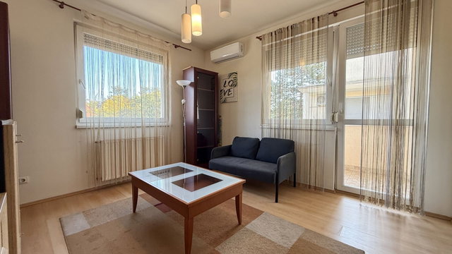 Kiadó téglalakás, albérlet, Debrecenben 200 E Ft / hó, 2 szobás