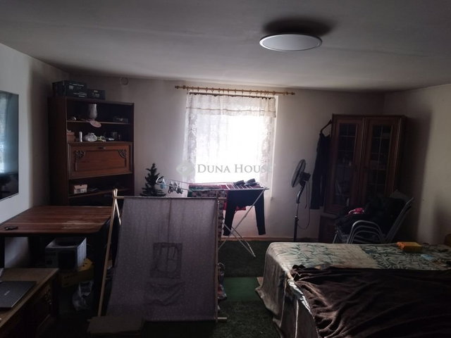 Eladó családi ház, Naszályon 18.99 M Ft, 2 szobás