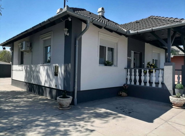 Eladó családi ház, Pusztaszabolcson 69.9 M Ft, 3 szobás