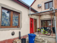 Eladó családi ház, Vecsésen 120 M Ft, 7 szobás