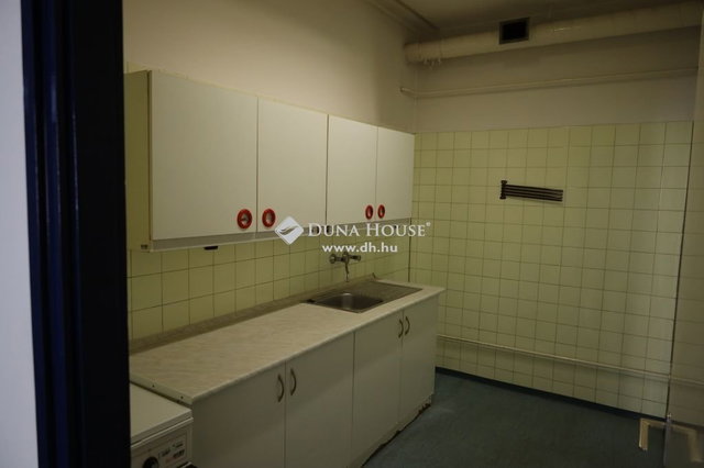 Kiadó iroda, Debrecenben 2000 E Ft / hó / költözzbe.hu