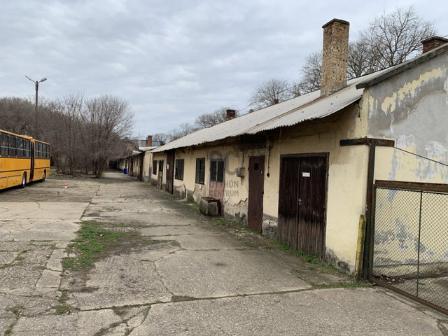 Eladó ipari ingatlan, Debrecenben 300 M Ft / költözzbe.hu