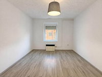 Eladó téglalakás, Komlón, Berek utcában 22.9 M Ft, 1 szobás