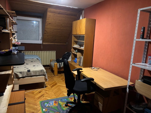 Eladó sorház, Kecskeméten 75 M Ft, 6 szobás
