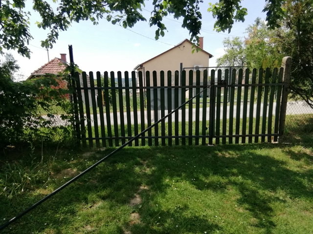 Eladó nyaraló, Zalaegerszegen 10.8 M Ft, 1 szobás
