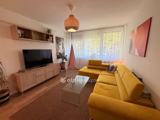 Eladó téglalakás, Budapesten, XVI. kerületben 89.9 M Ft