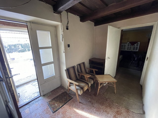 Eladó családi ház, Olaszfalun 18 M Ft, 2 szobás