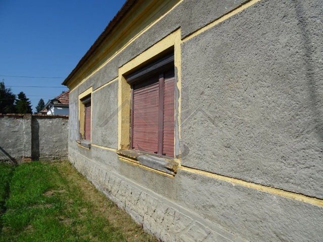 Eladó családi ház, Mórichidán 17 M Ft, 3 szobás