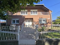 Eladó családi ház, Szentlőrincen 79.9 M Ft, 5 szobás