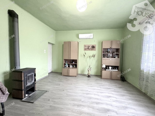 Eladó családi ház, Ágasegyházán 36.99 M Ft, 2 szobás