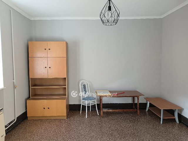 Eladó családi ház, Biriben 17.5 M Ft, 2 szobás