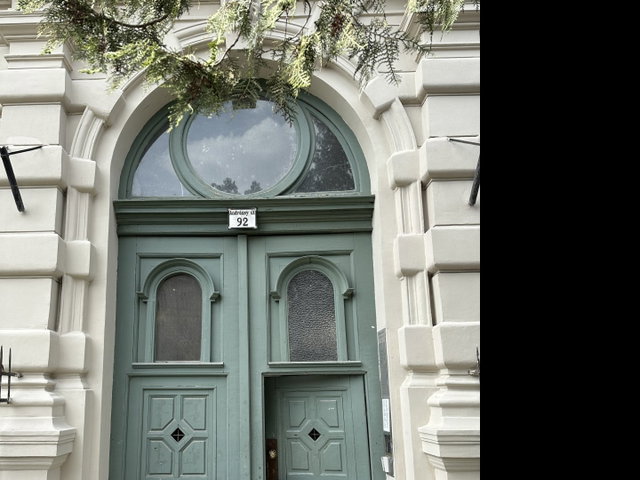 Eladó téglalakás, Budapesten, VI. kerületben 91 M Ft, 1 szobás