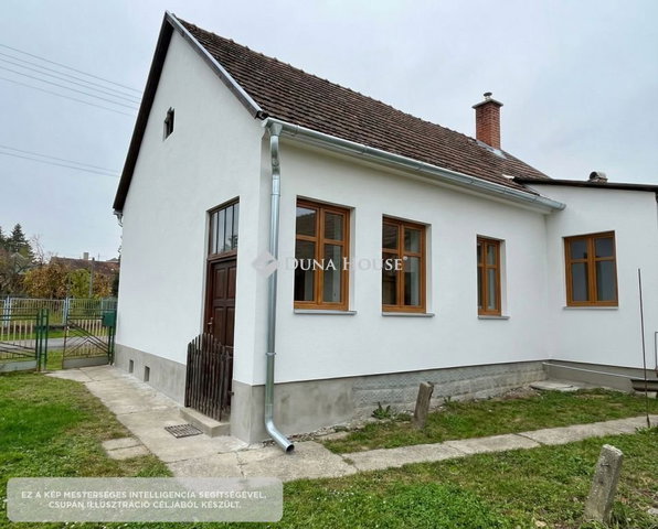 Eladó családi ház, Kondorfán 26 M Ft, 3 szobás